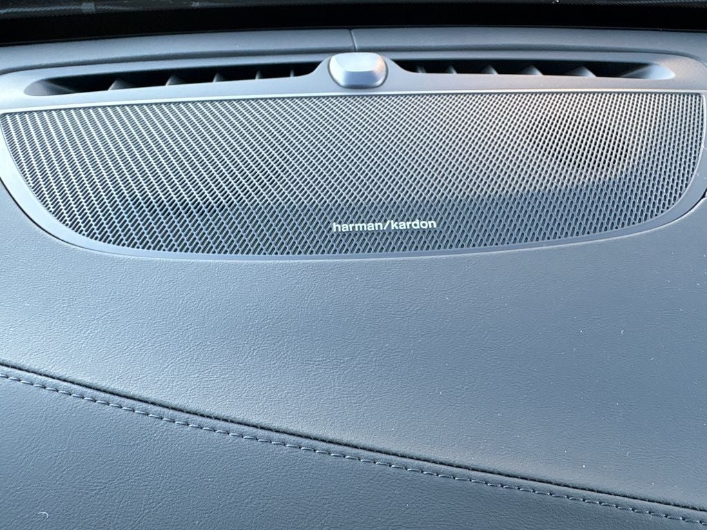 2026 Volvo XC90 B5 Plus