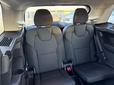 2026 Volvo XC90 B5 Plus