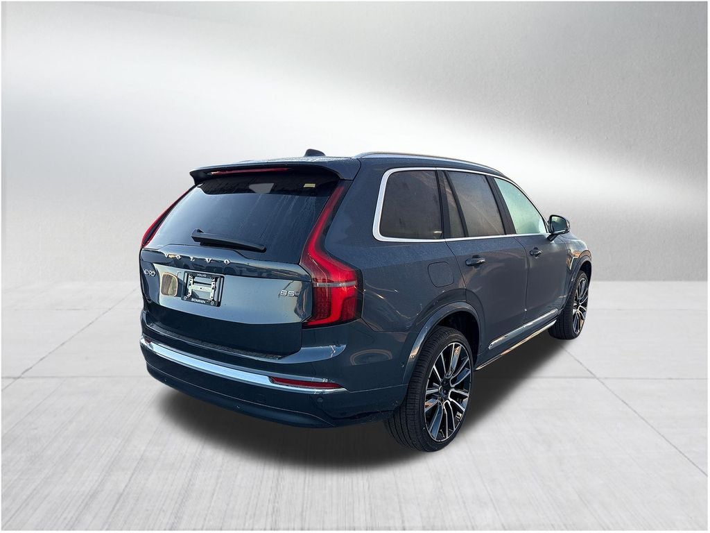 2026 Volvo XC90 B5 Plus