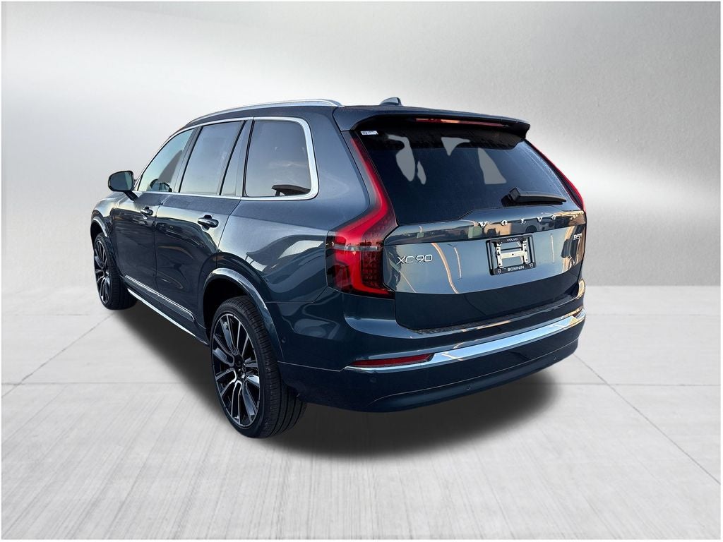 2026 Volvo XC90 B5 Plus