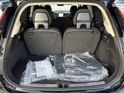 2026 Volvo XC90 B5 Plus