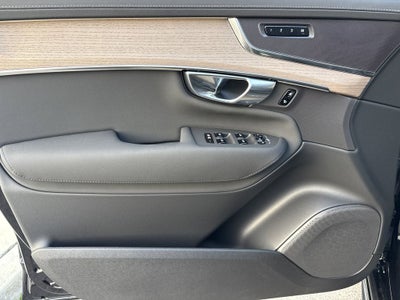 2026 Volvo XC90 B5 Plus