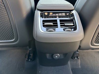 2026 Volvo XC90 B5 Plus