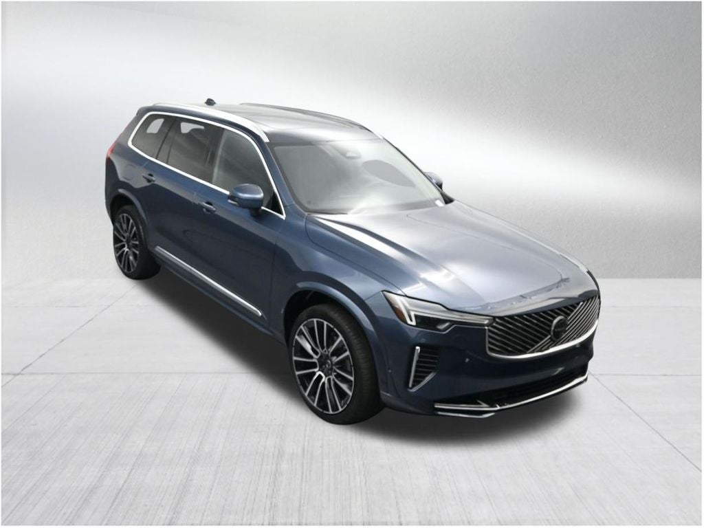 2026 Volvo XC90 B5 Plus