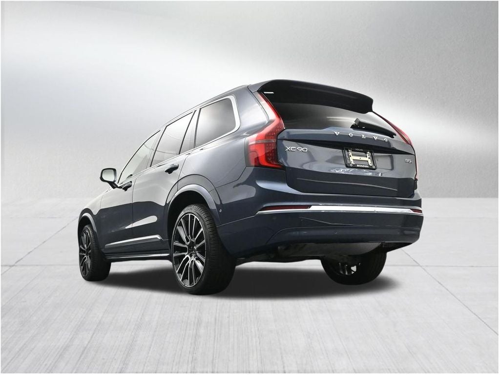 2026 Volvo XC90 B5 Plus