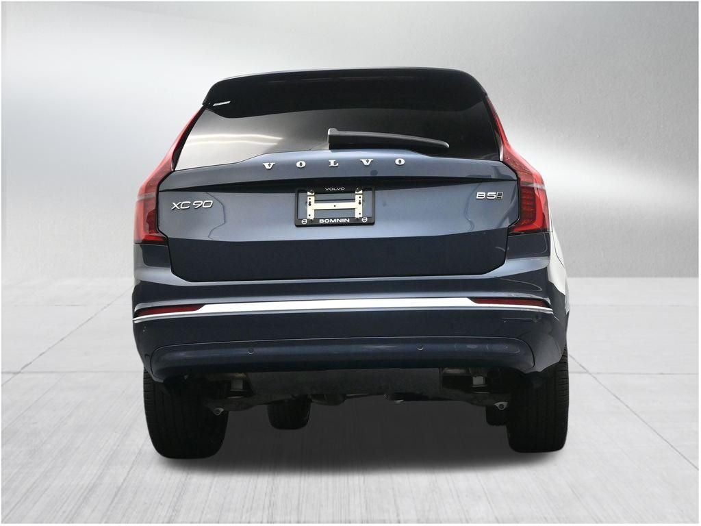 2026 Volvo XC90 B5 Plus