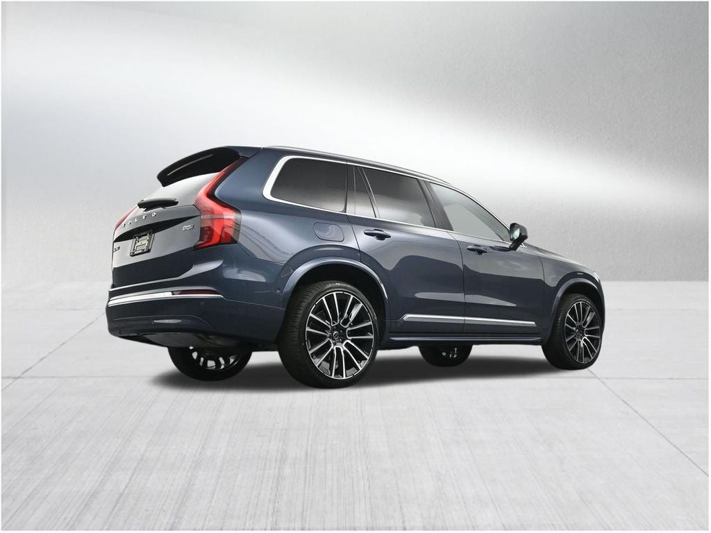 2026 Volvo XC90 B5 Plus