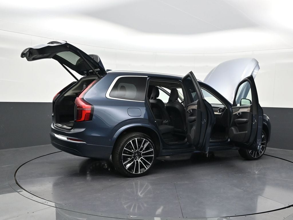 2026 Volvo XC90 B5 Plus
