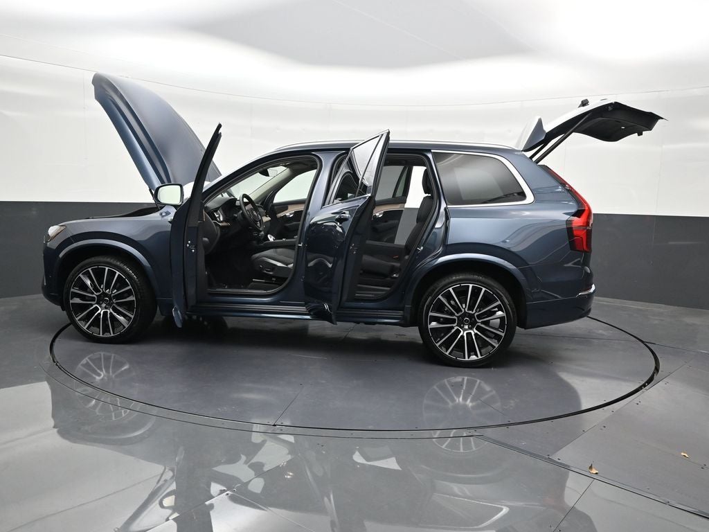 2026 Volvo XC90 B5 Plus
