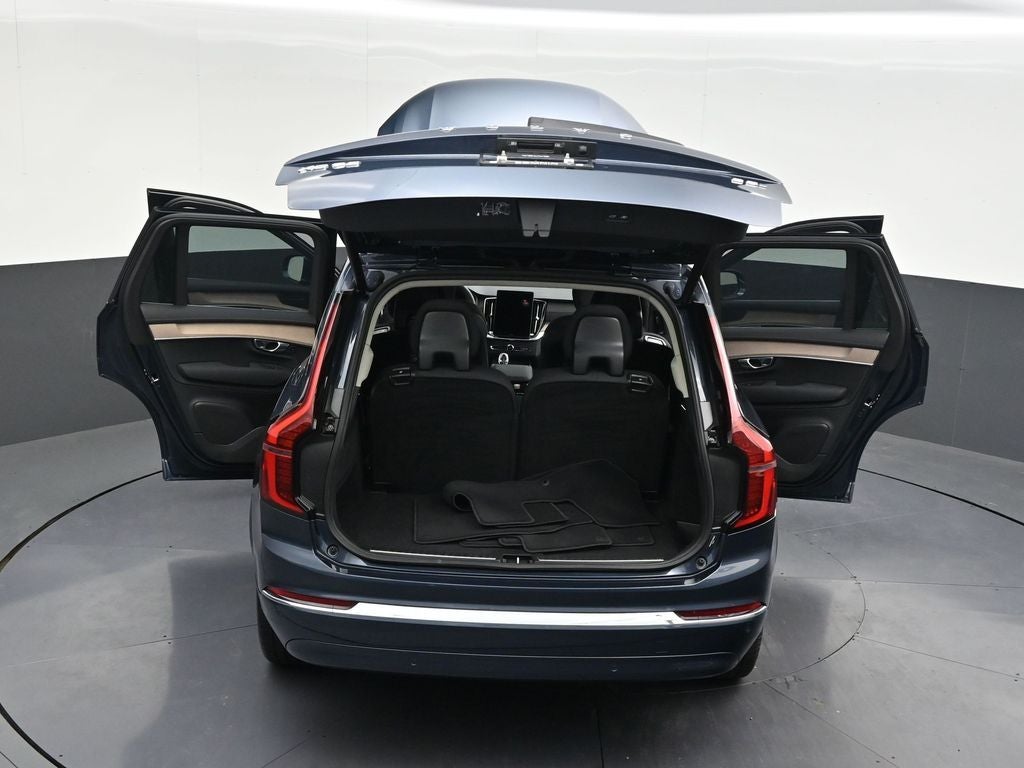 2026 Volvo XC90 B5 Plus
