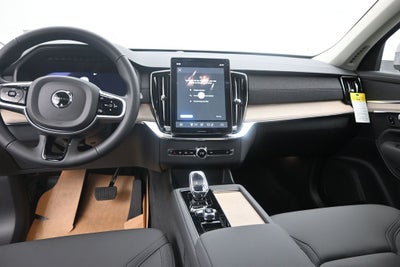 2026 Volvo XC90 B5 Plus