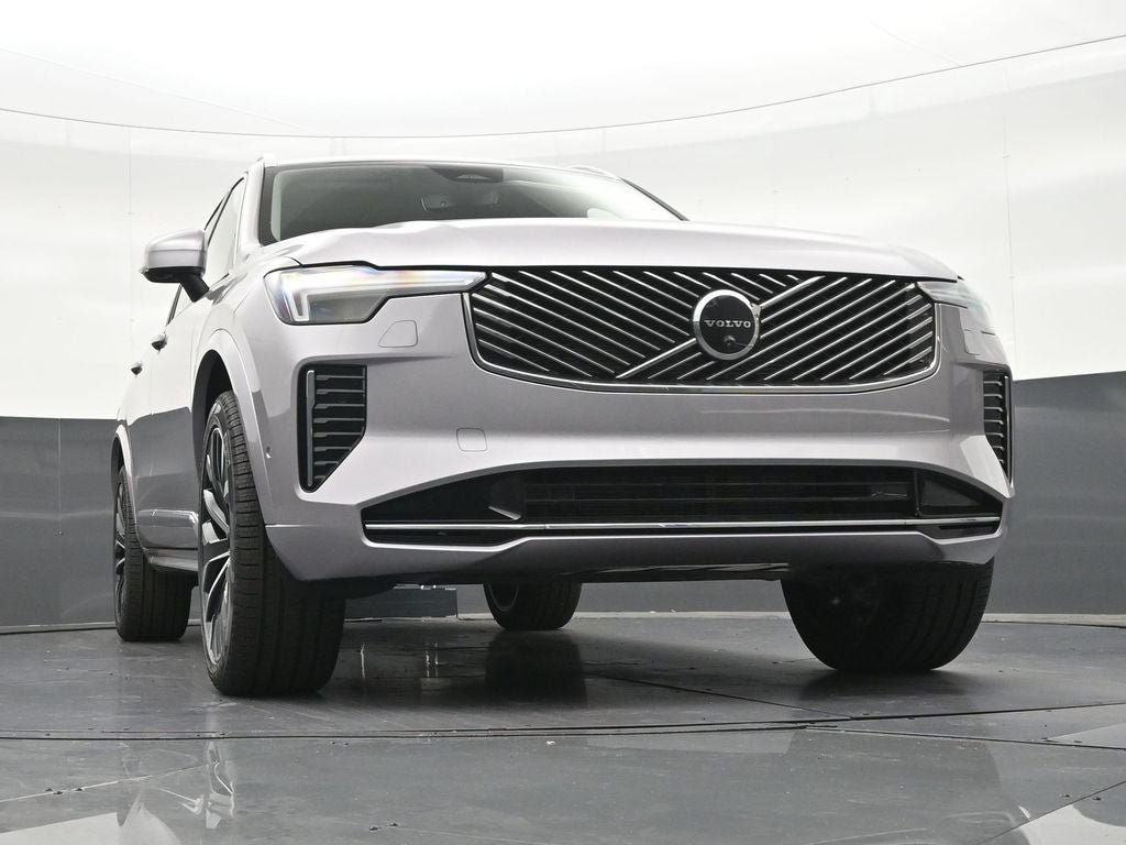 2026 Volvo XC90 B5 Plus