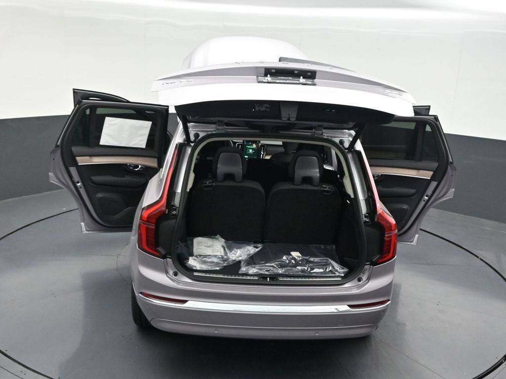 2026 Volvo XC90 B5 Plus