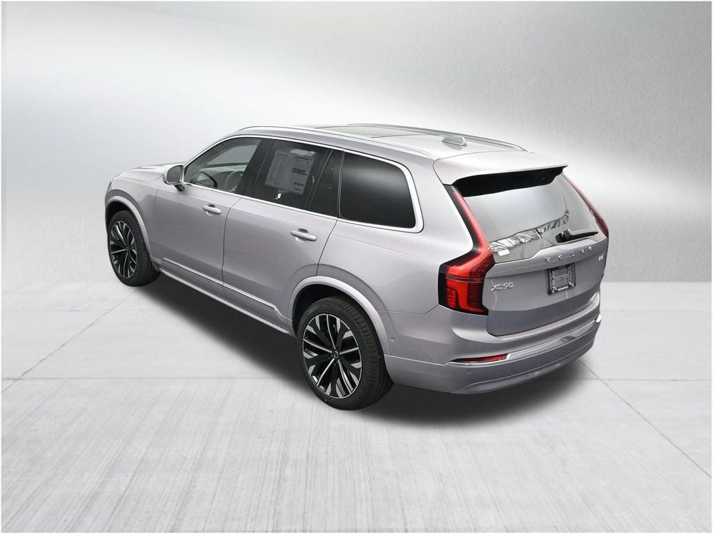 2026 Volvo XC90 B5 Plus