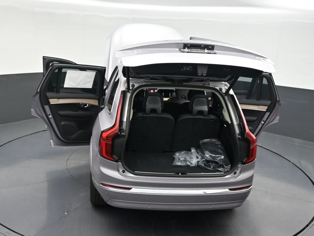 2026 Volvo XC90 B5 Plus