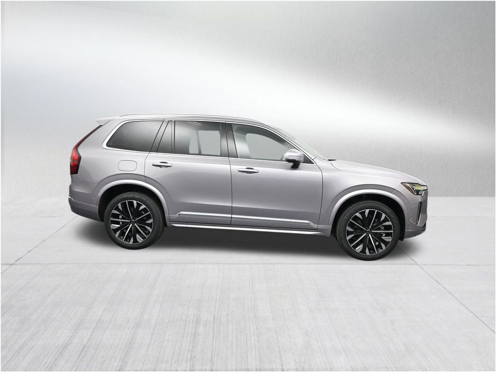 2026 Volvo XC90 B5 Plus