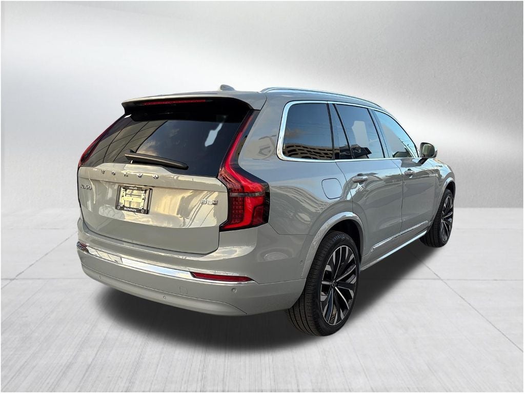 2026 Volvo XC90 B5 Plus