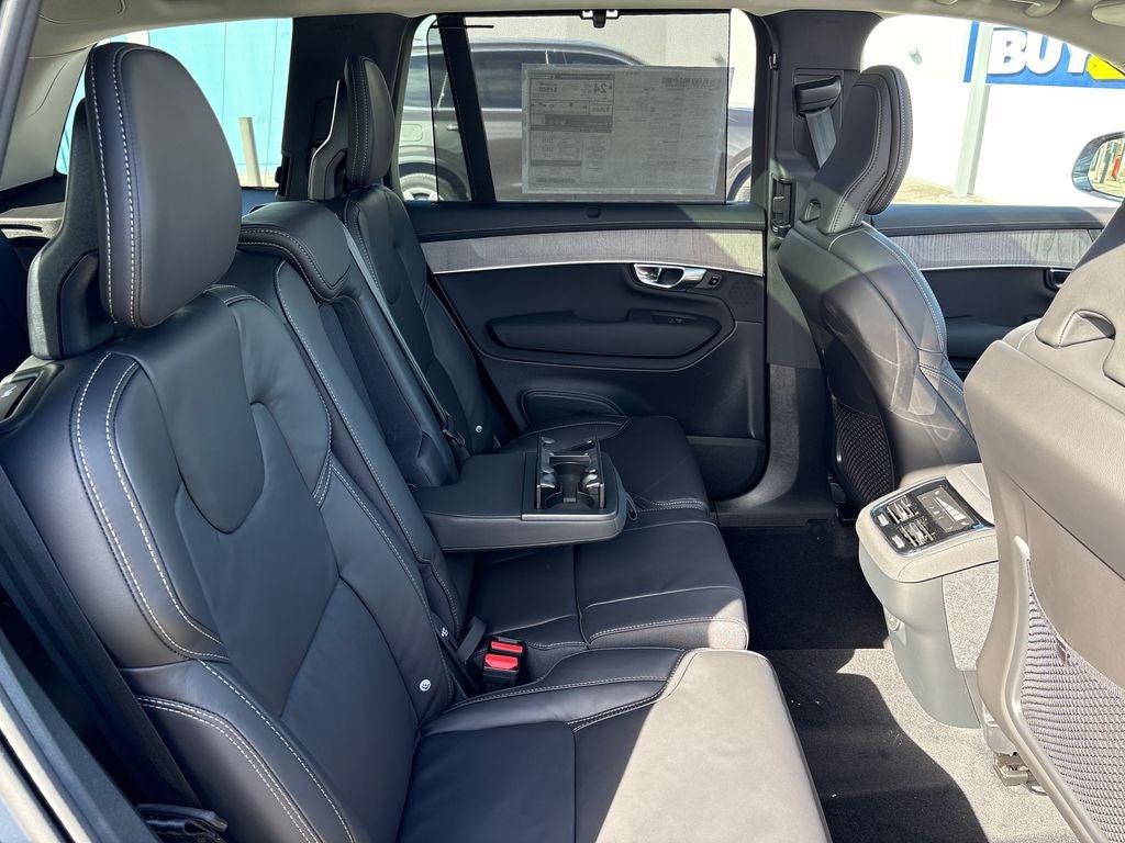 2026 Volvo XC90 B5 Ultra 7-Seater