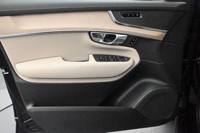 2026 Volvo XC90 B5 Core