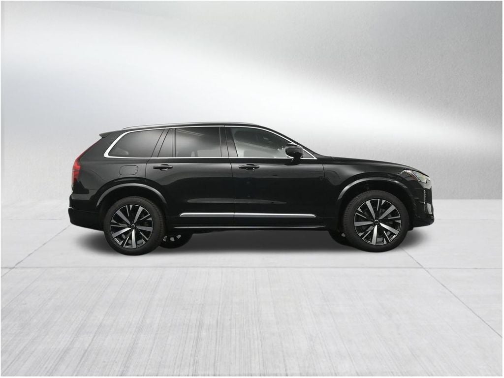 2026 Volvo XC90 B5 Core