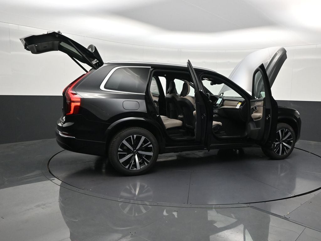 2026 Volvo XC90 B5 Core