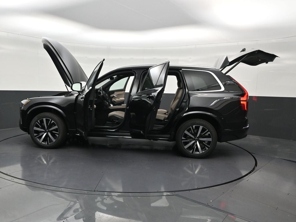 2026 Volvo XC90 B5 Core