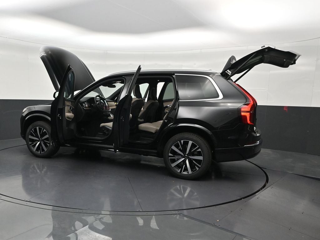 2026 Volvo XC90 B5 Core