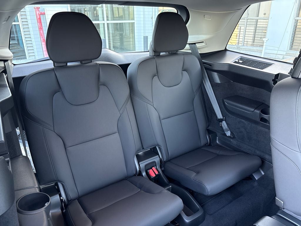 2026 Volvo XC90 B5 Core