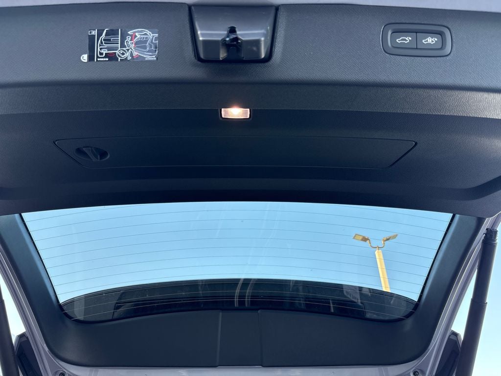 2026 Volvo XC90 B5 Core