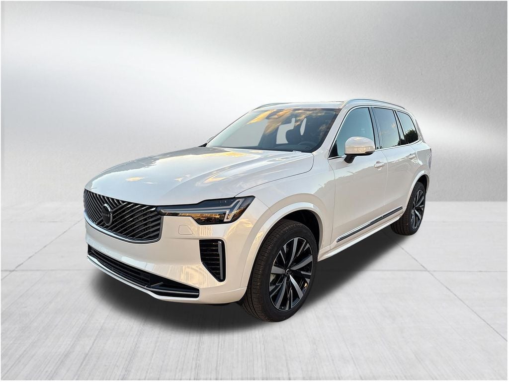2026 Volvo XC90 B5 Core