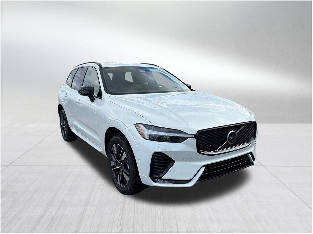 2026 Volvo XC60 B5 Plus