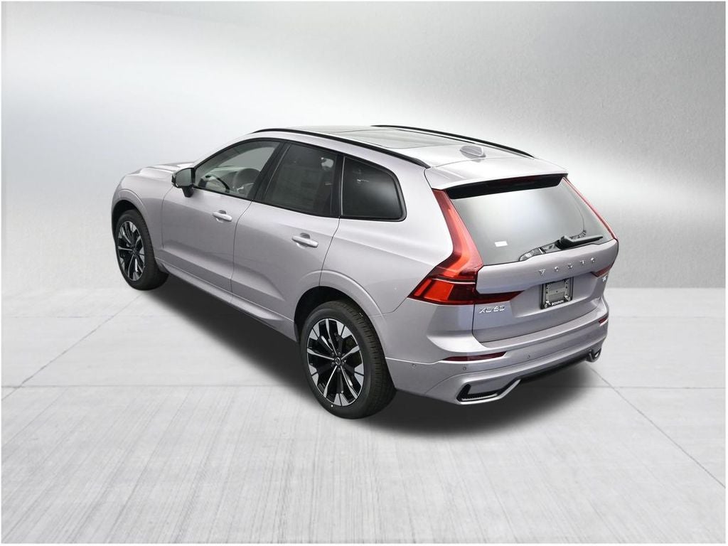 2026 Volvo XC60 B5 Plus
