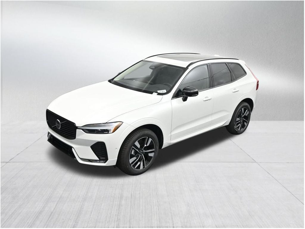2026 Volvo XC60 B5 Plus