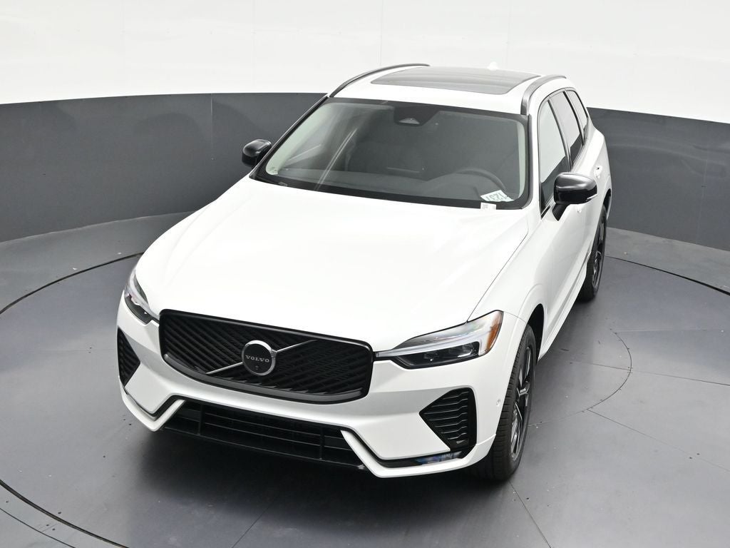 2026 Volvo XC60 B5 Plus