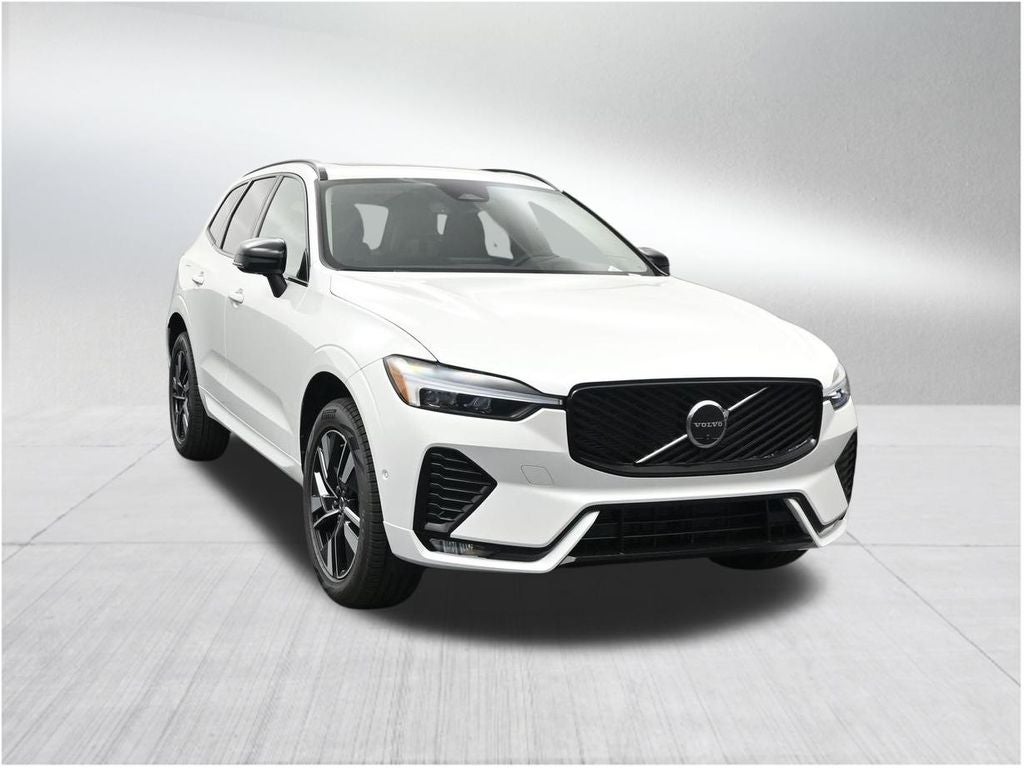 2026 Volvo XC60 B5 Plus
