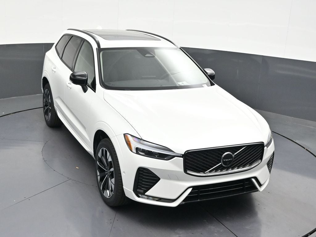 2026 Volvo XC60 B5 Plus