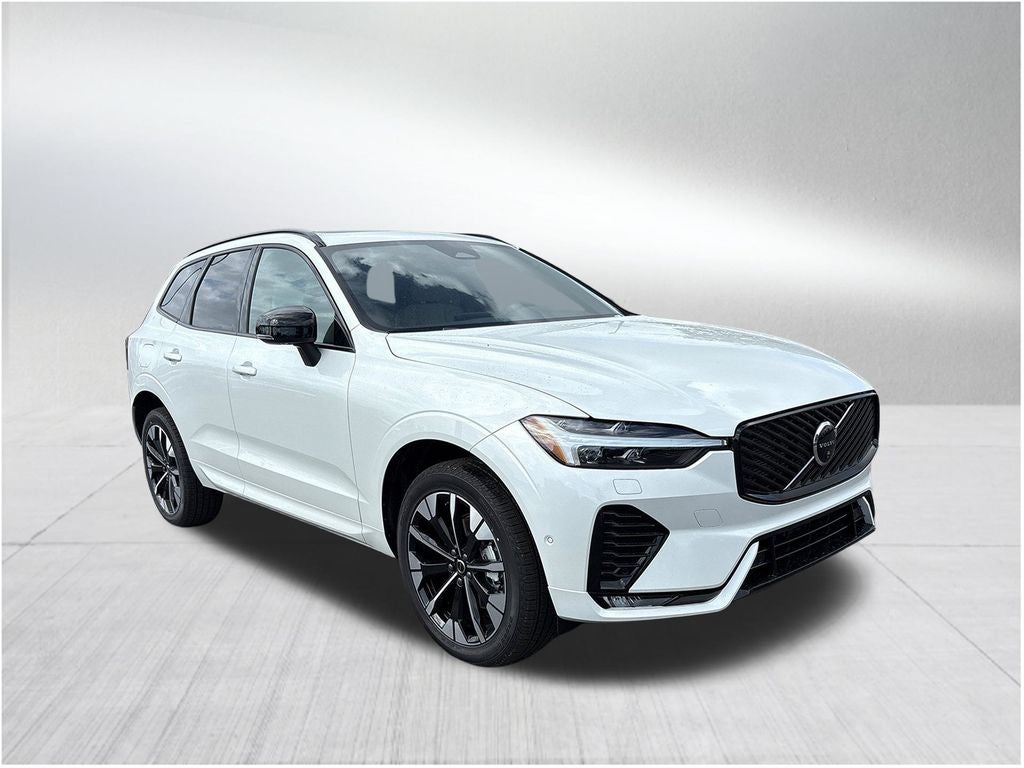 2026 Volvo XC60 B5 Plus