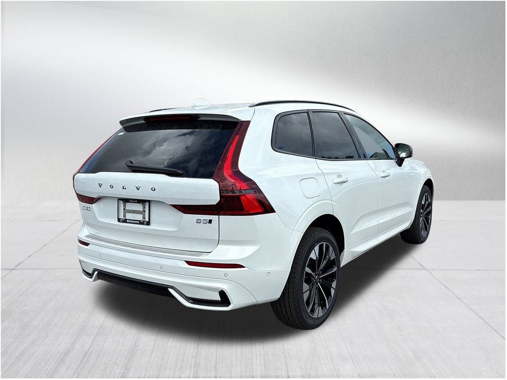 2026 Volvo XC60 B5 Plus