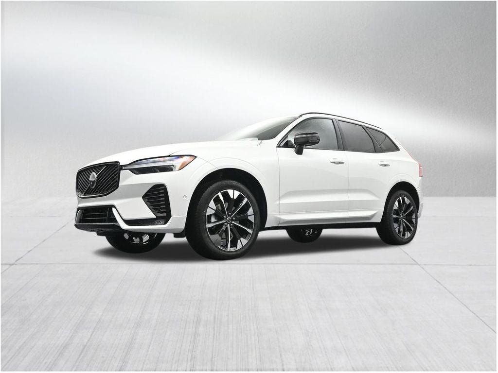 2026 Volvo XC60 B5 Plus