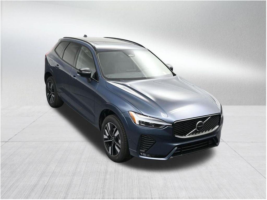 2026 Volvo XC60 B5 Plus