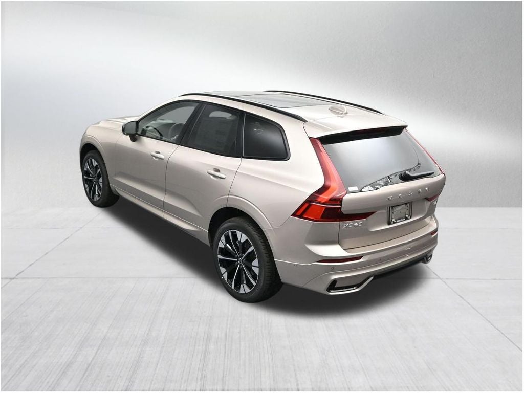 2026 Volvo XC60 B5 Plus