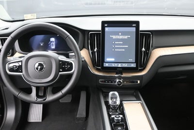 2026 Volvo XC60 B5 Plus