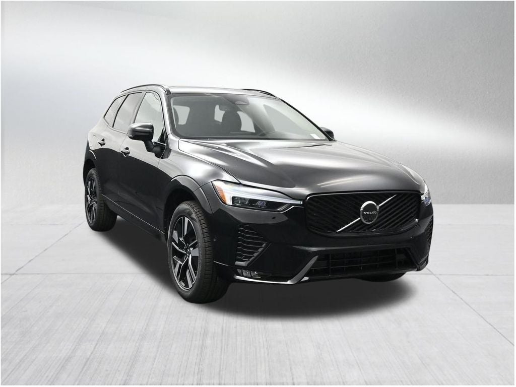 2026 Volvo XC60 B5 Plus