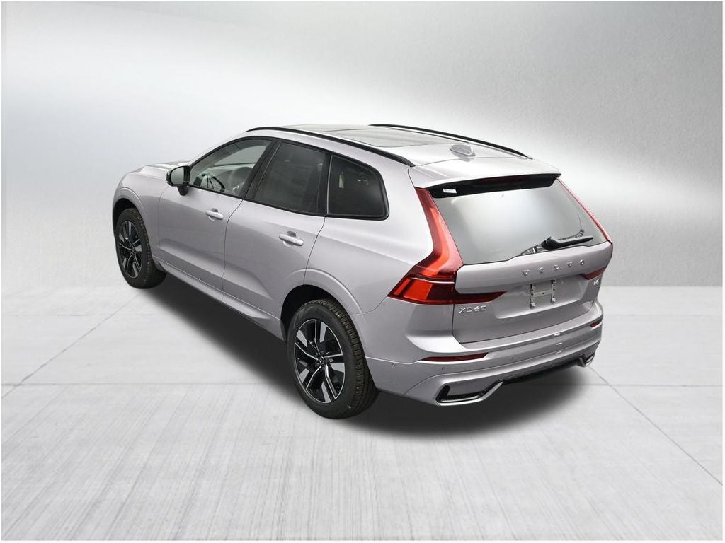2026 Volvo XC60 B5 Plus