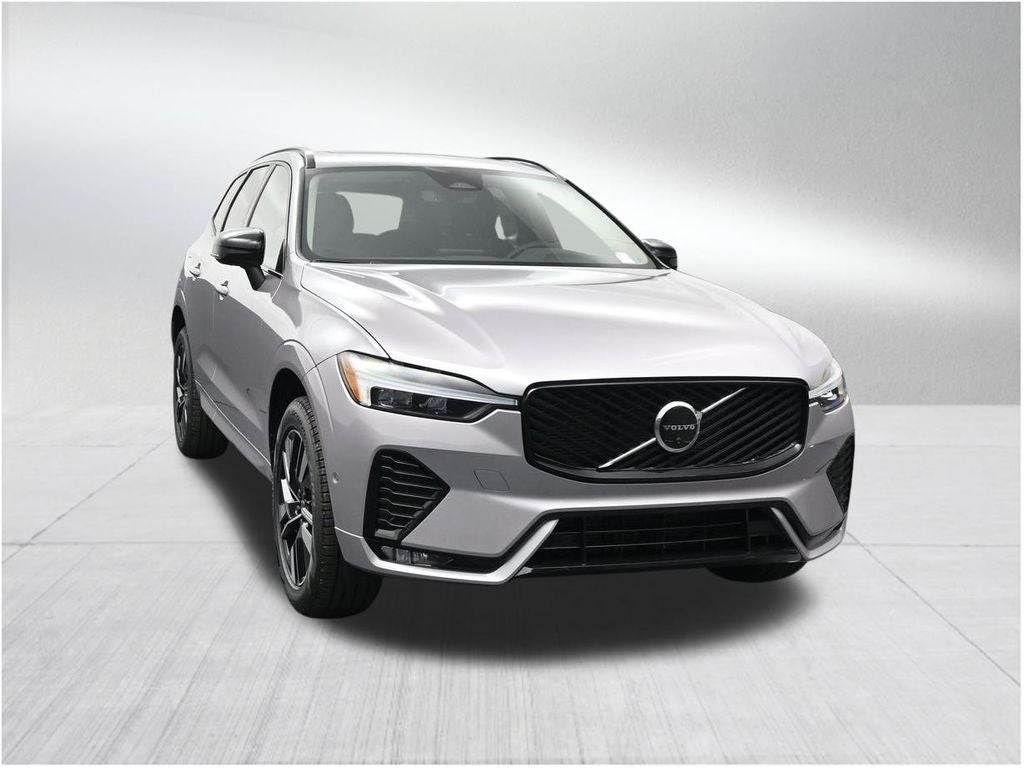 2026 Volvo XC60 B5 Plus