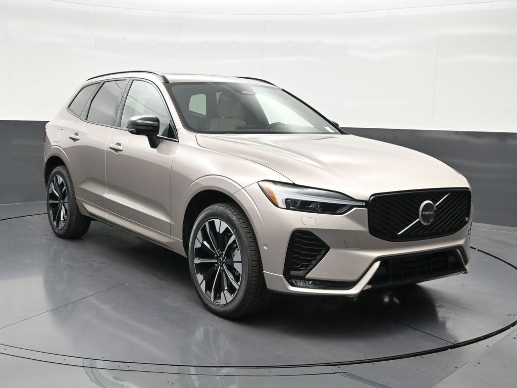 2026 Volvo XC60 B5 Plus
