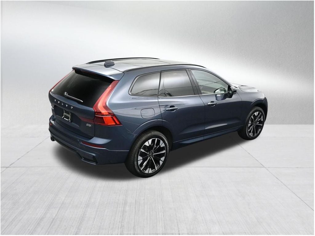 2026 Volvo XC60 B5 Plus