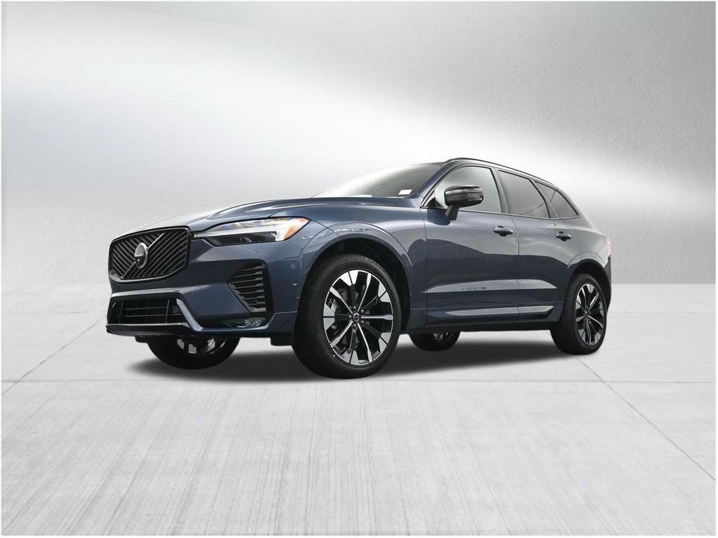 2026 Volvo XC60 B5 Plus