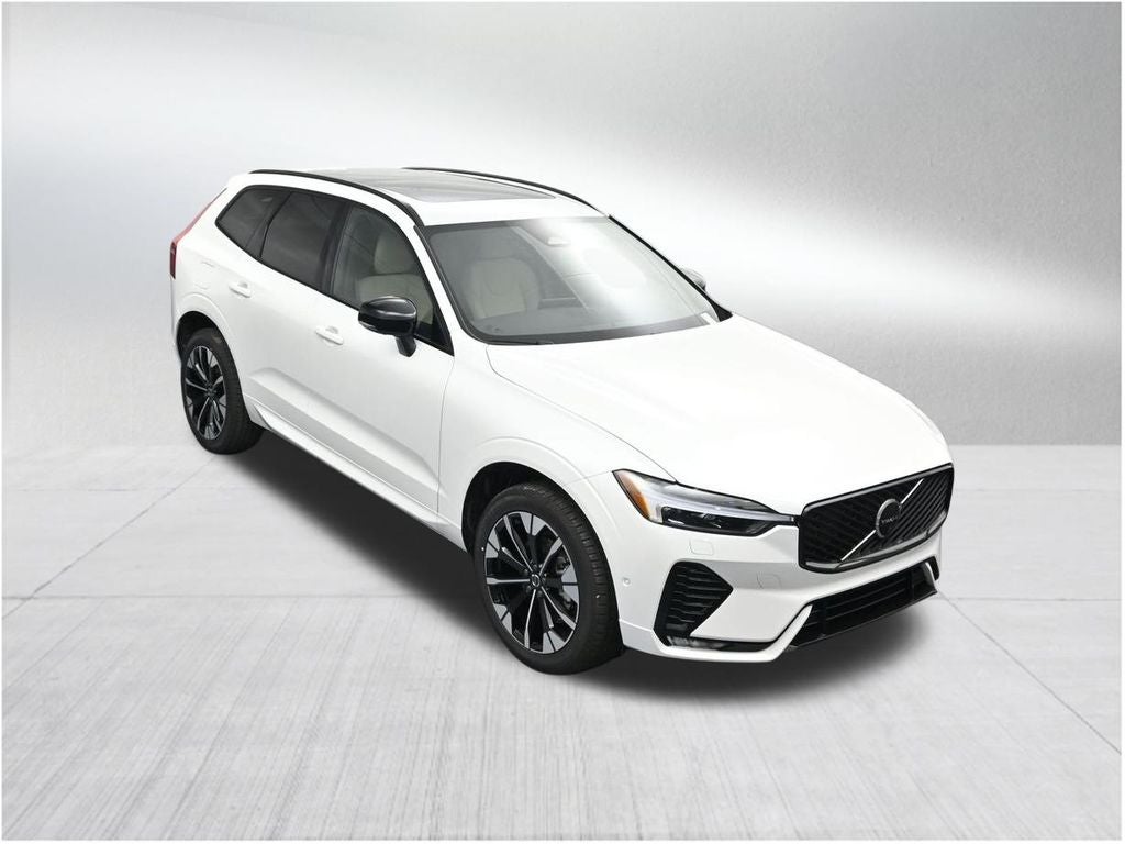 2026 Volvo XC60 B5 Plus