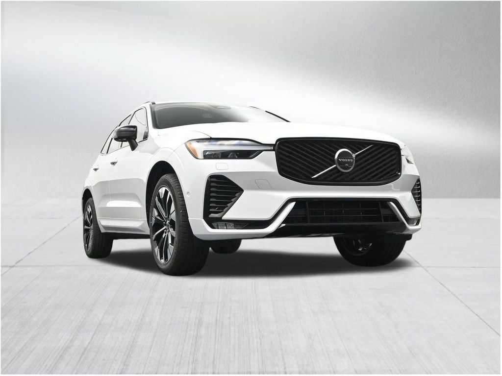 2026 Volvo XC60 B5 Plus